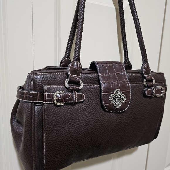 Brighton Brown Shoulder Bag with Elegant Design - Picture 8 of 8